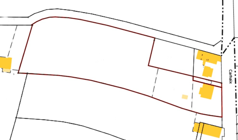Property in Morbihan, Brittany, featuring a layout with potential for development and outdoor space.