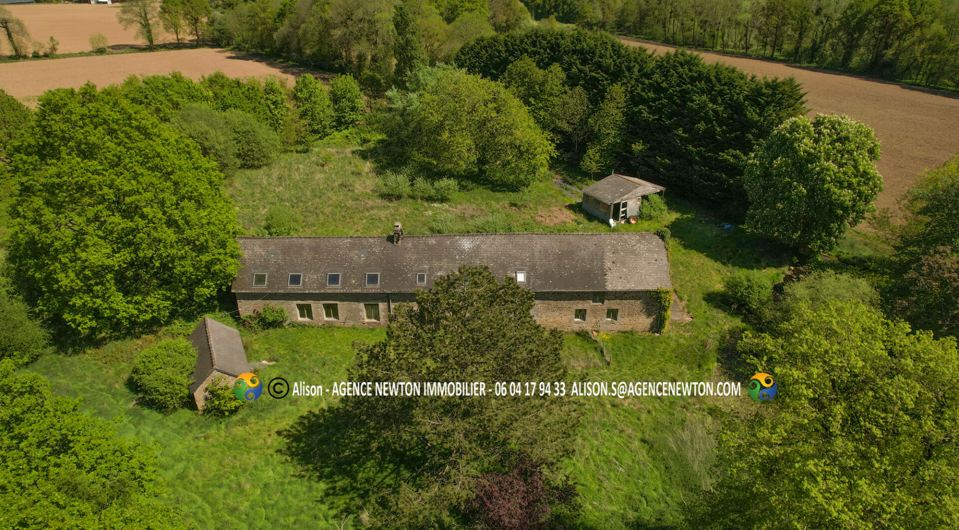 House in Landean - Image 2