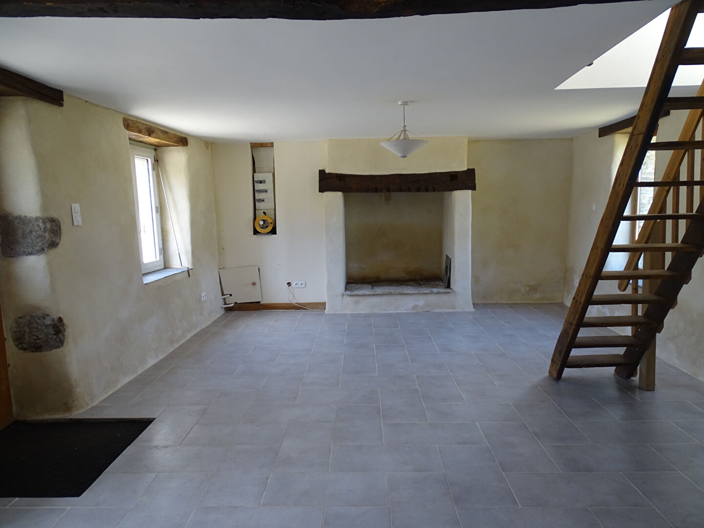 House in Plonevez-du-Faou - Image 5