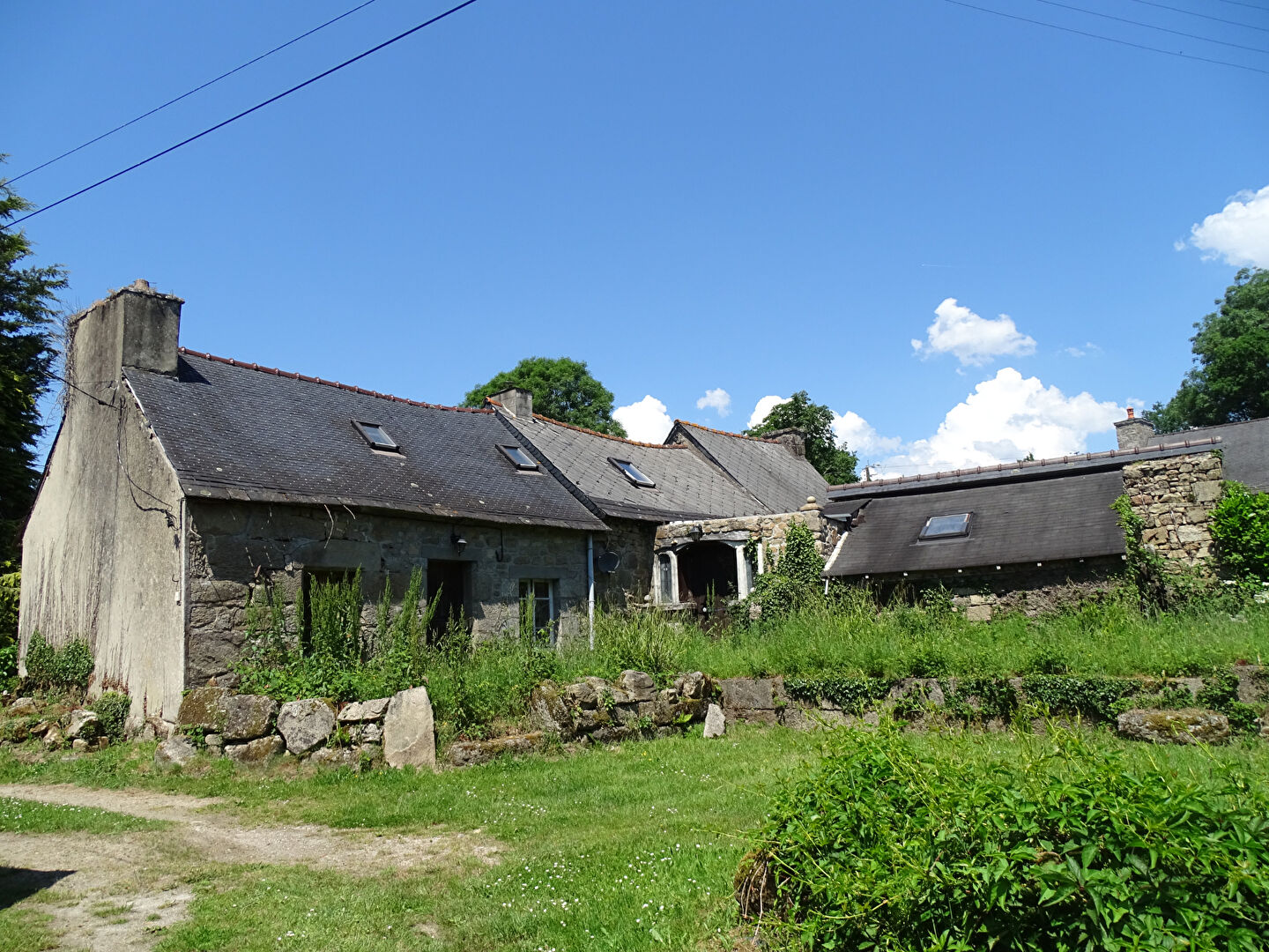House in Saint-Nicolas-du-Pelem - view 1