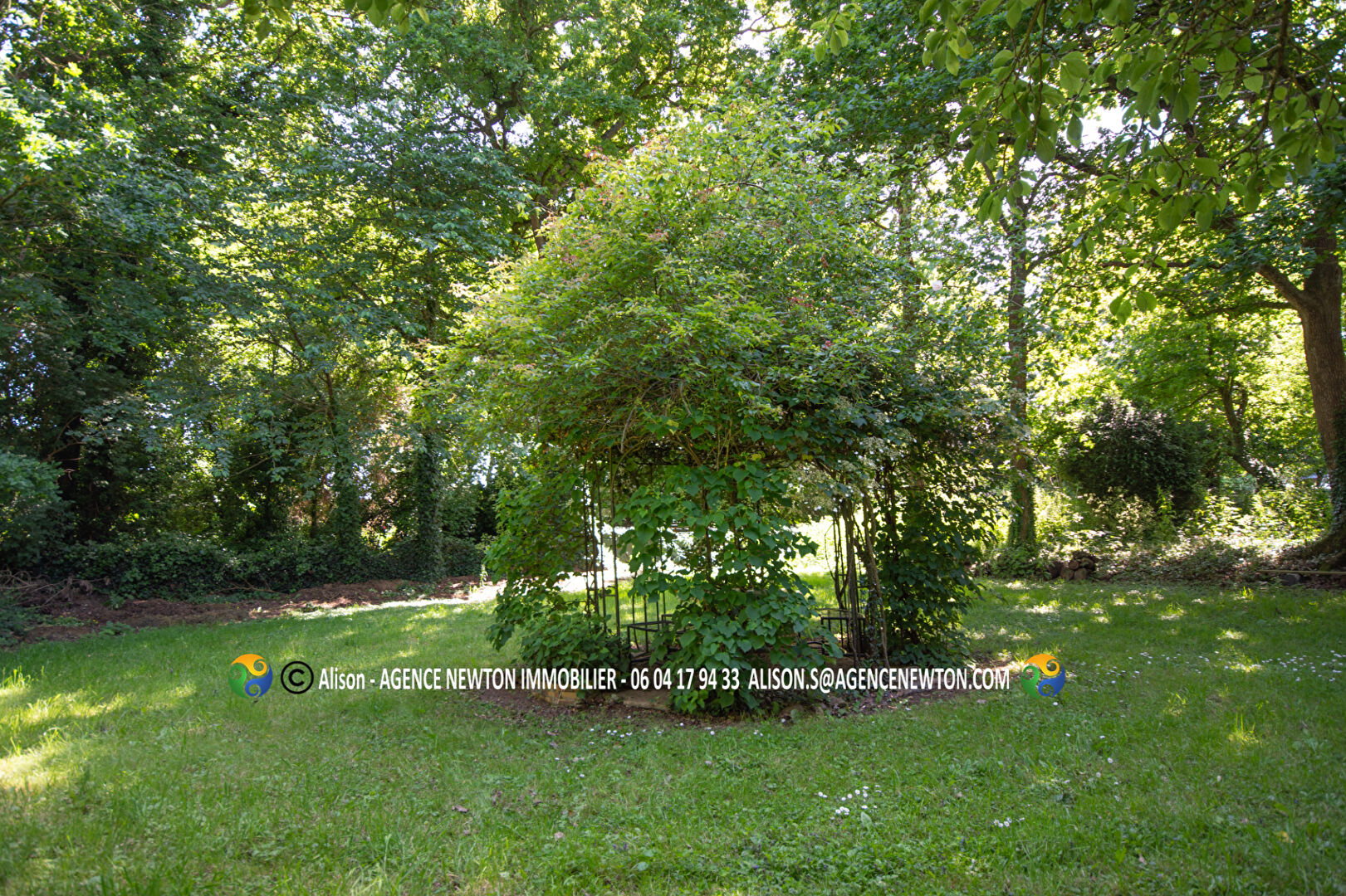 House in Miniac-Morvan - Image 4
