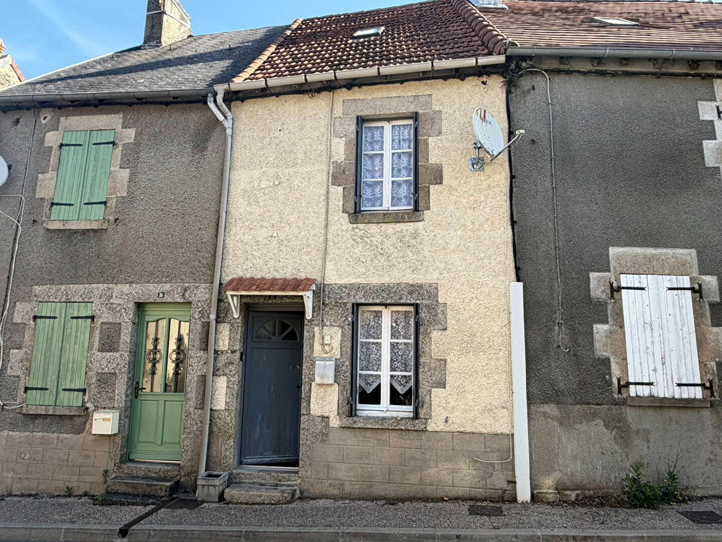 HAUTE-VIENNE ? Maison de village entièrement rénovée et prête à emménager.