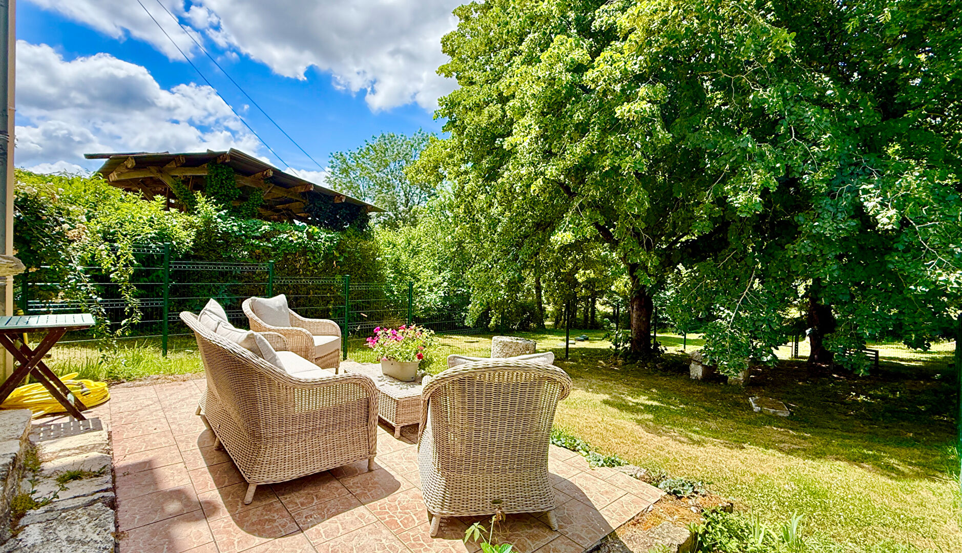 Spacious property in Tarn-et-Garonne, Occitanie, featuring a modern bathroom with shower and wooden beams.