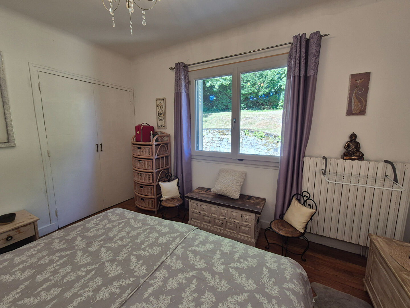 CORREZE. TREIGNAC. Beautiful house of 3 bedrooms with garage and gardens of 1079m2