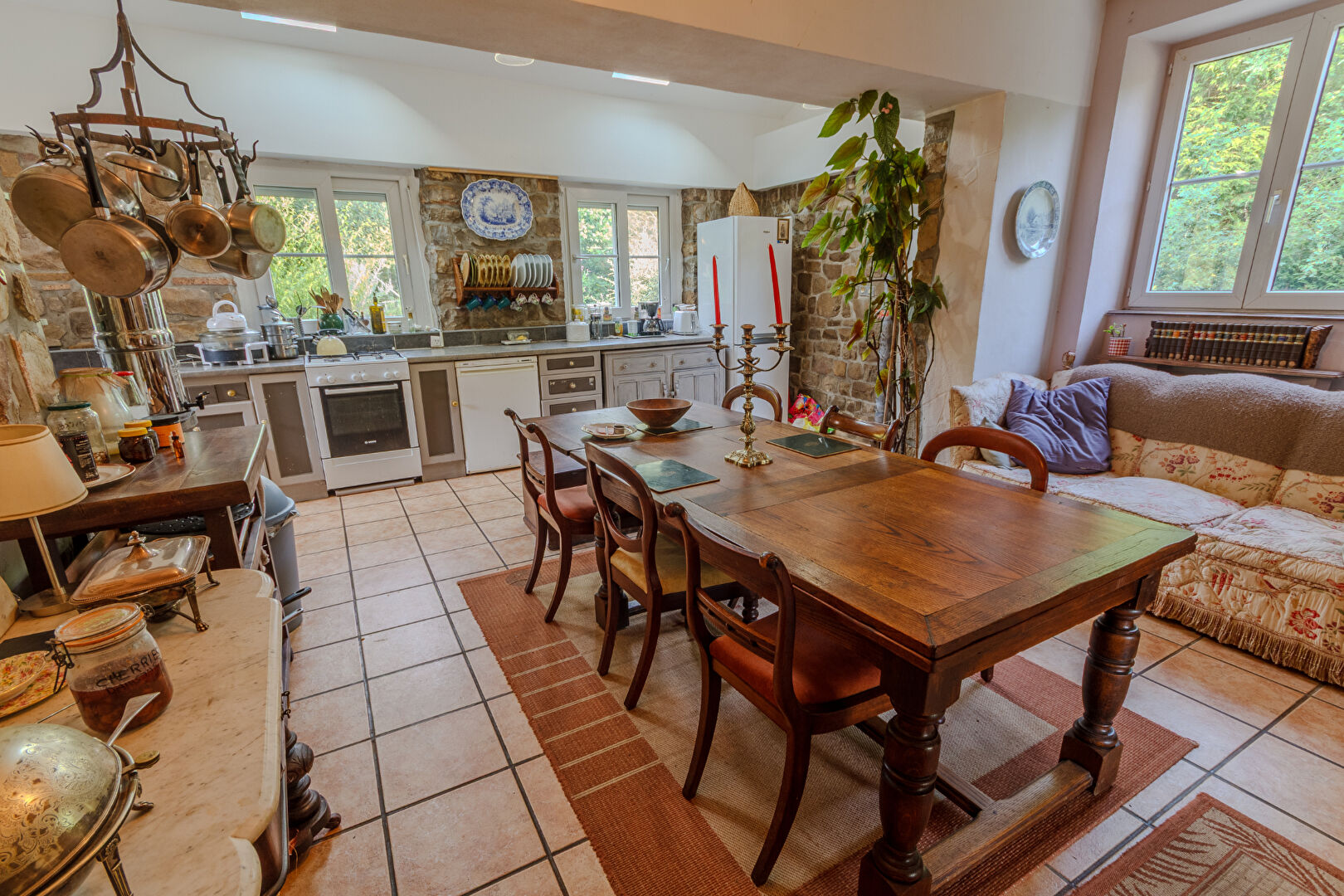 MANCHE: 3 Bedroom House, Gite, Lake and Land in beautiful countryside.