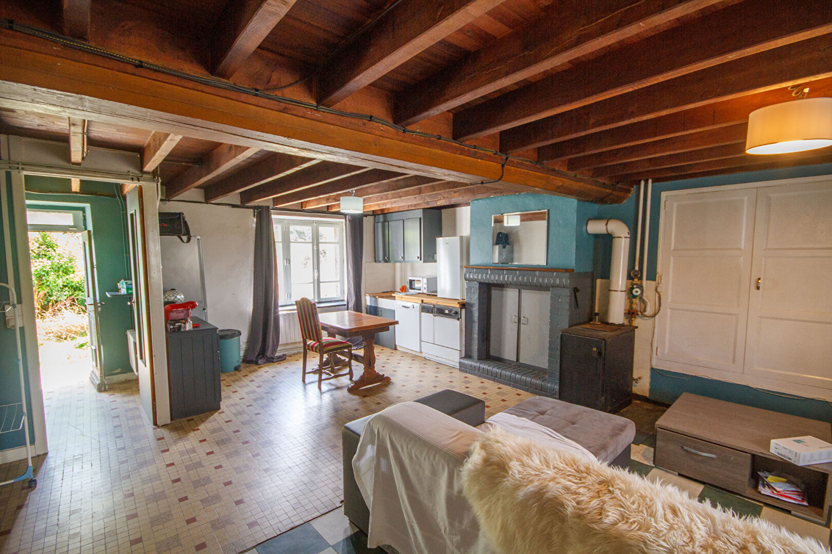 Manche : Character semi detached house to renovate in beautiful Normandie countryside.