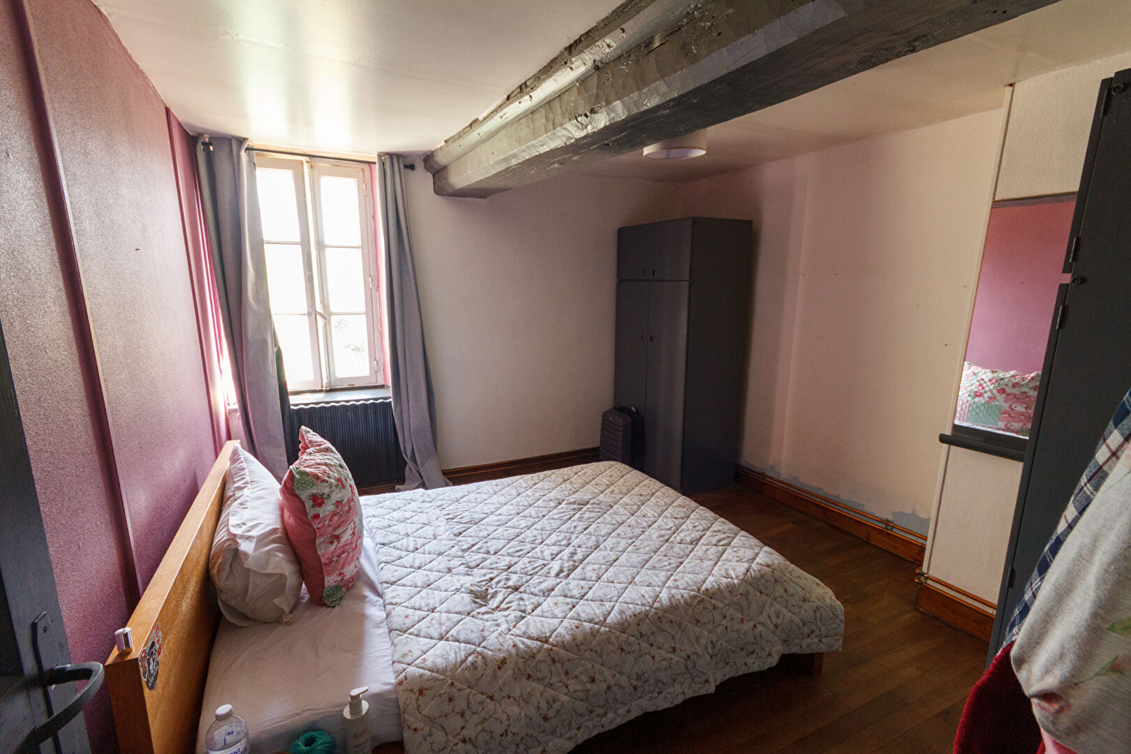 Manche : Character semi detached house to renovate in beautiful Normandie countryside.