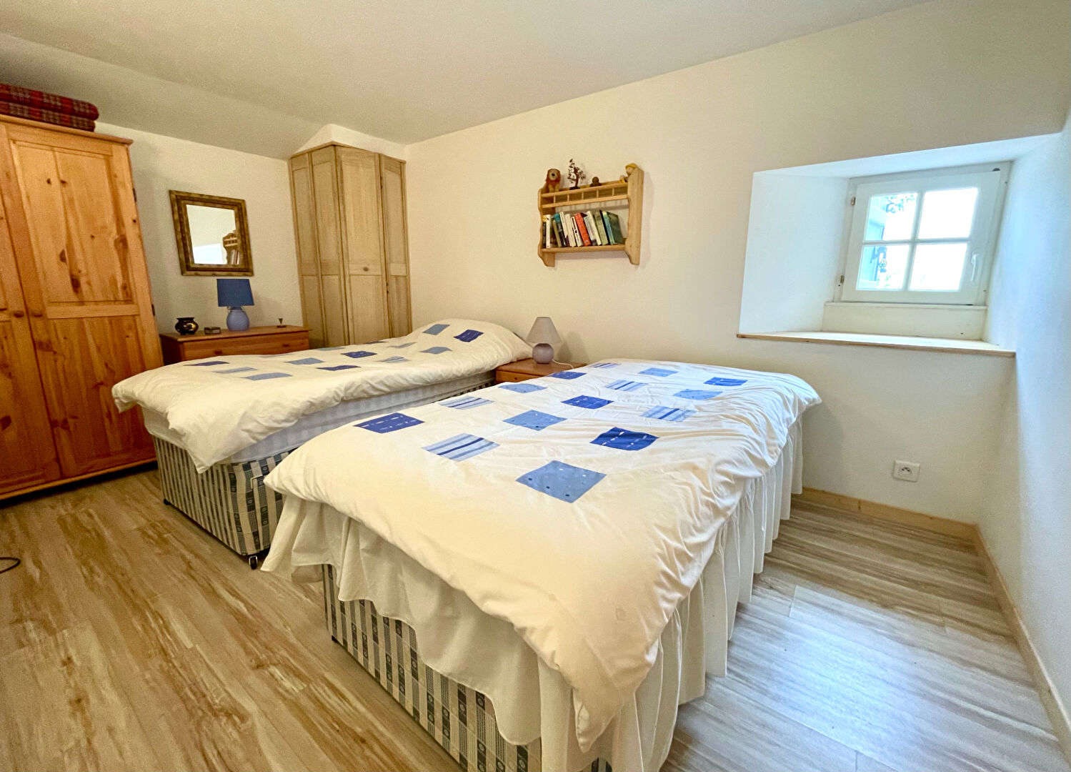 LOT- near PRAYSSAC- Renovated Quercy stone house with independent apartment, pool and barn, 5 minutes from Prayssac