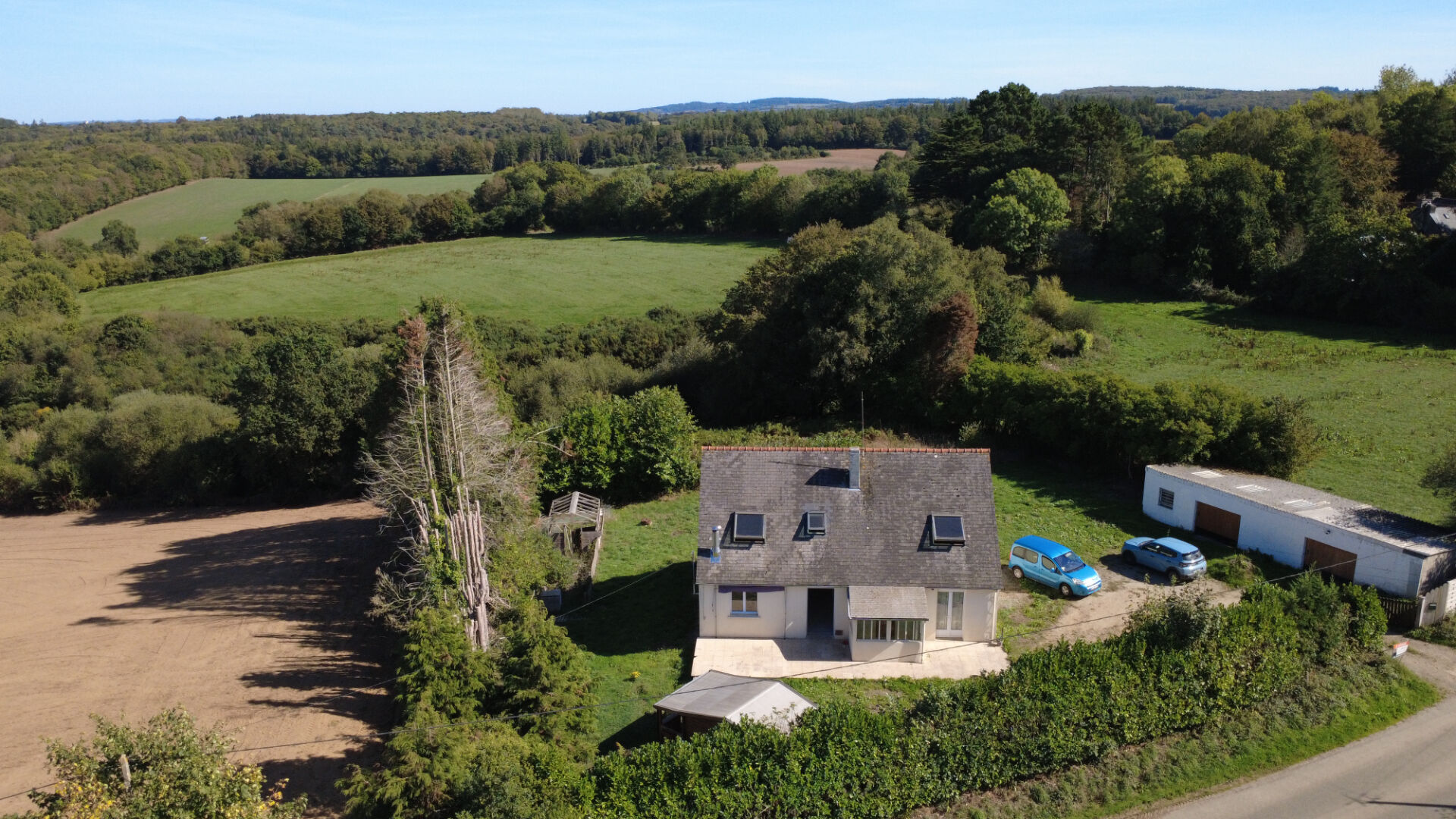 House in Pleyber-Christ - view 1