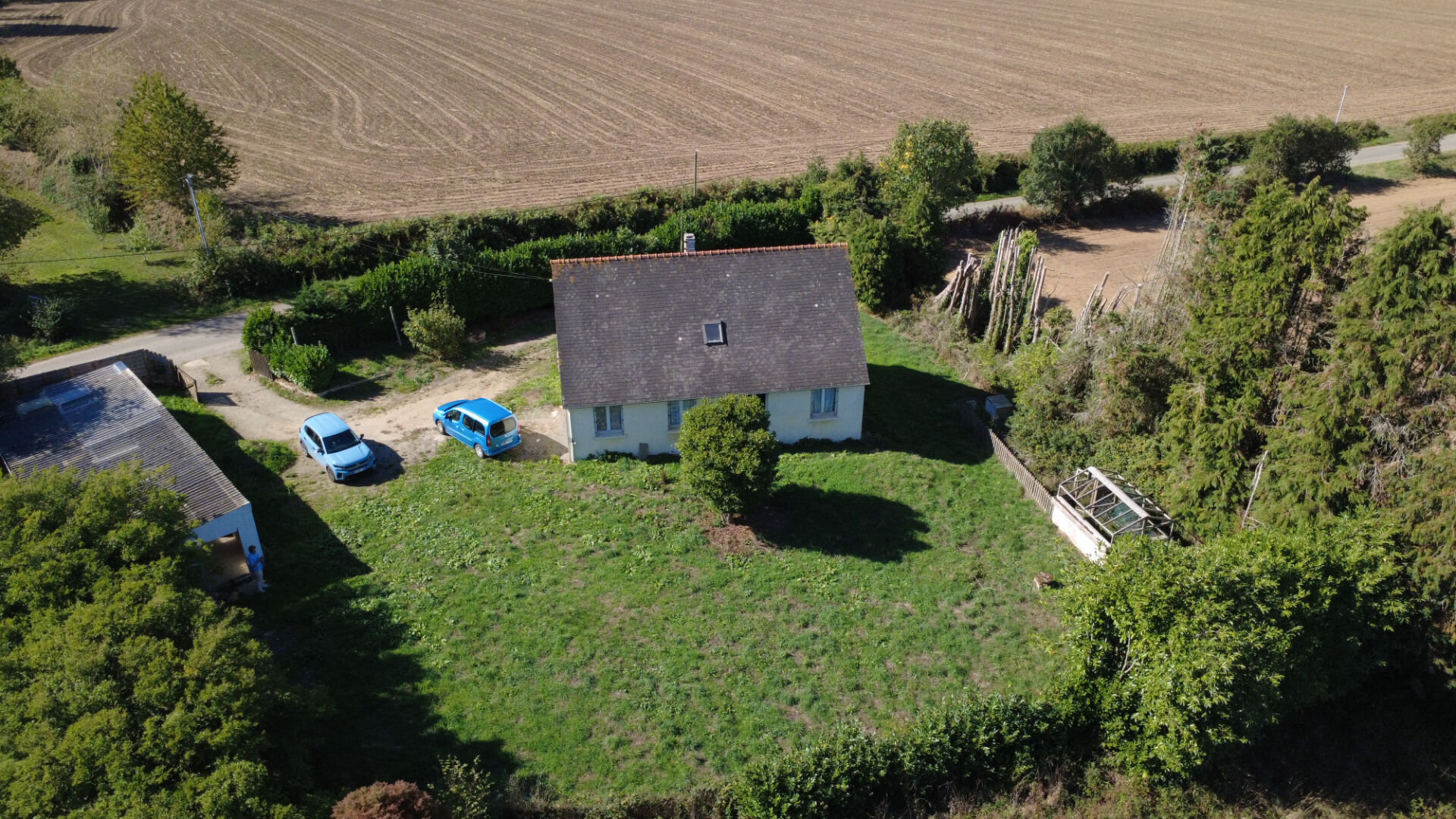 House in Pleyber-Christ - Image 2