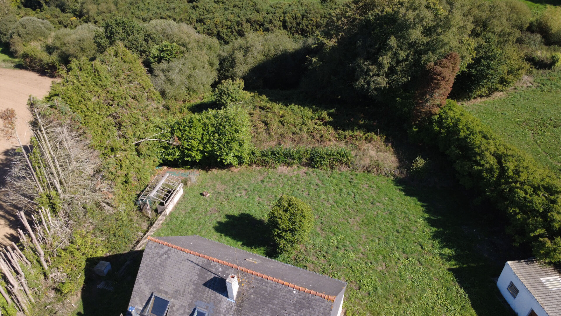 House in Pleyber-Christ - Image 3