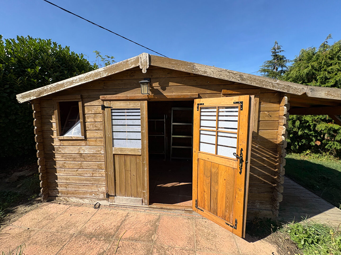 PLEYBER-CHRIST. Maison de 130 m² sans vis-à-vis, belle vue, terrain de 2 858 m² et atelier. Morlaix à 10 min.