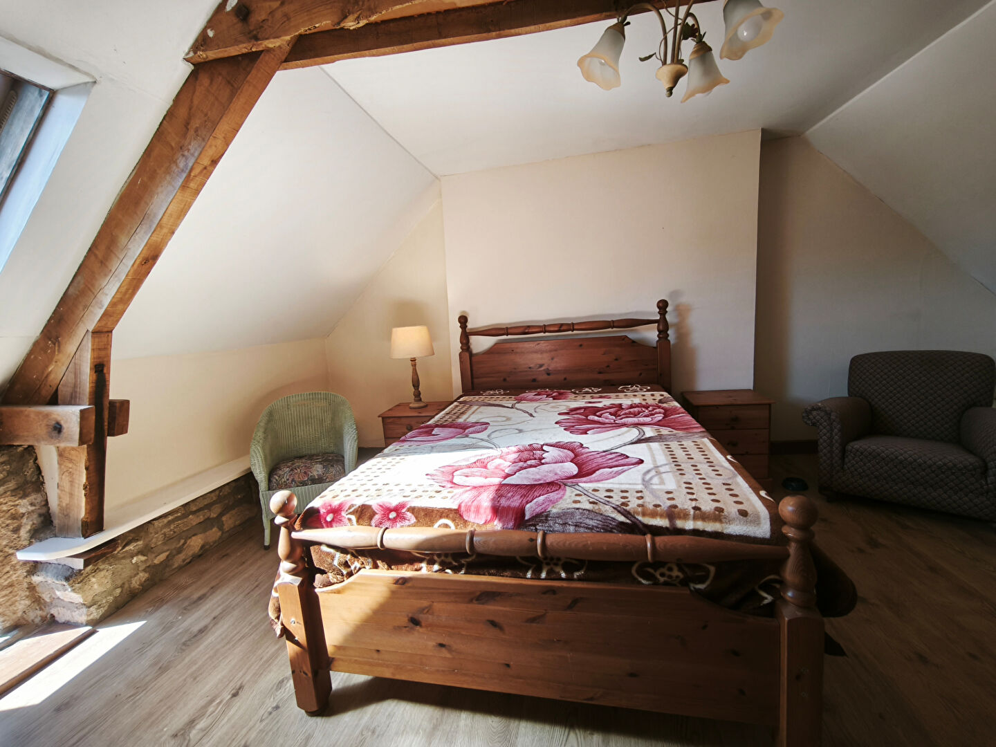 MORBIHAN, Guern, Detached stone house, three bedrooms, renovation required