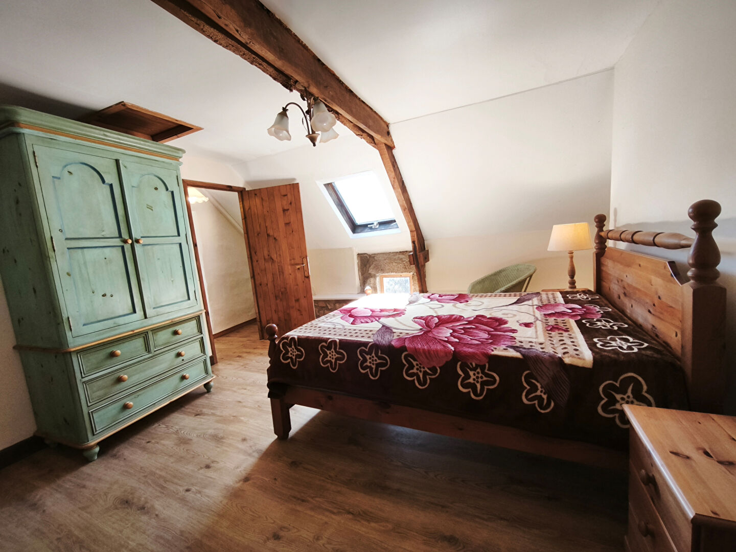MORBIHAN, Guern, Detached stone house, three bedrooms, renovation required