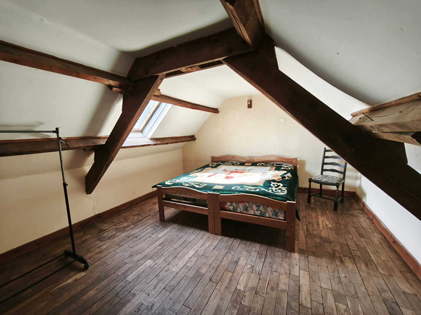 MORBIHAN, Guern, Detached stone house, three bedrooms, renovation required