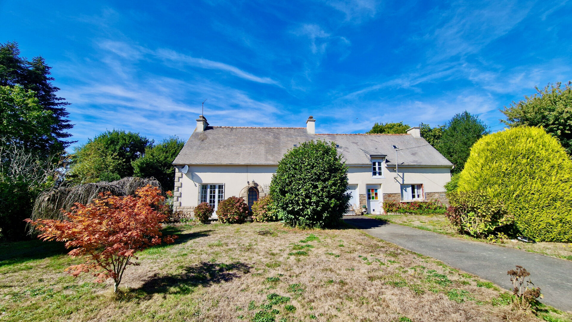 House in Merdrignac - view 1