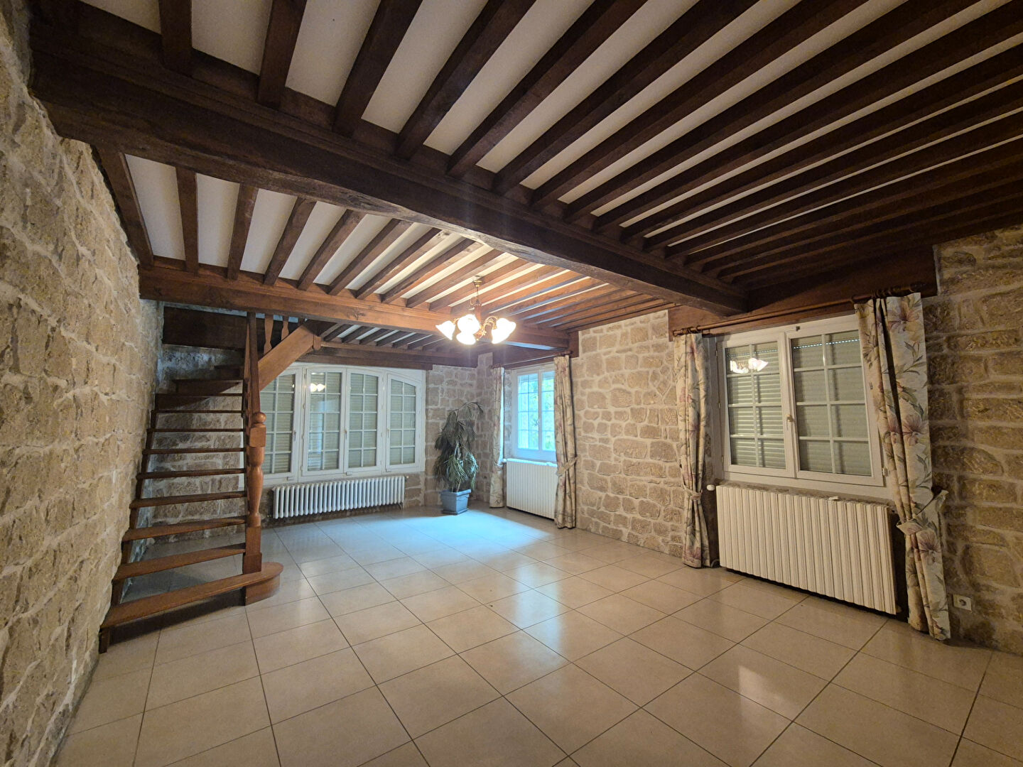 CORREZE. Sarran. Exquisite stone house with heated swimming pool. Parkland gardens of 5600m2.