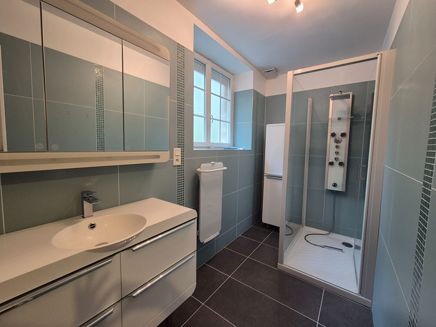 CORREZE. Sarran. Exquisite stone house with heated swimming pool. Parkland gardens of 5600m2.