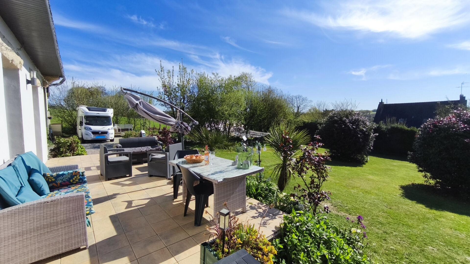 CÔTES-D'ARMOR, Trévé, Detached house, 3 bedrooms, Enclosed hangar, beautiful garden and view