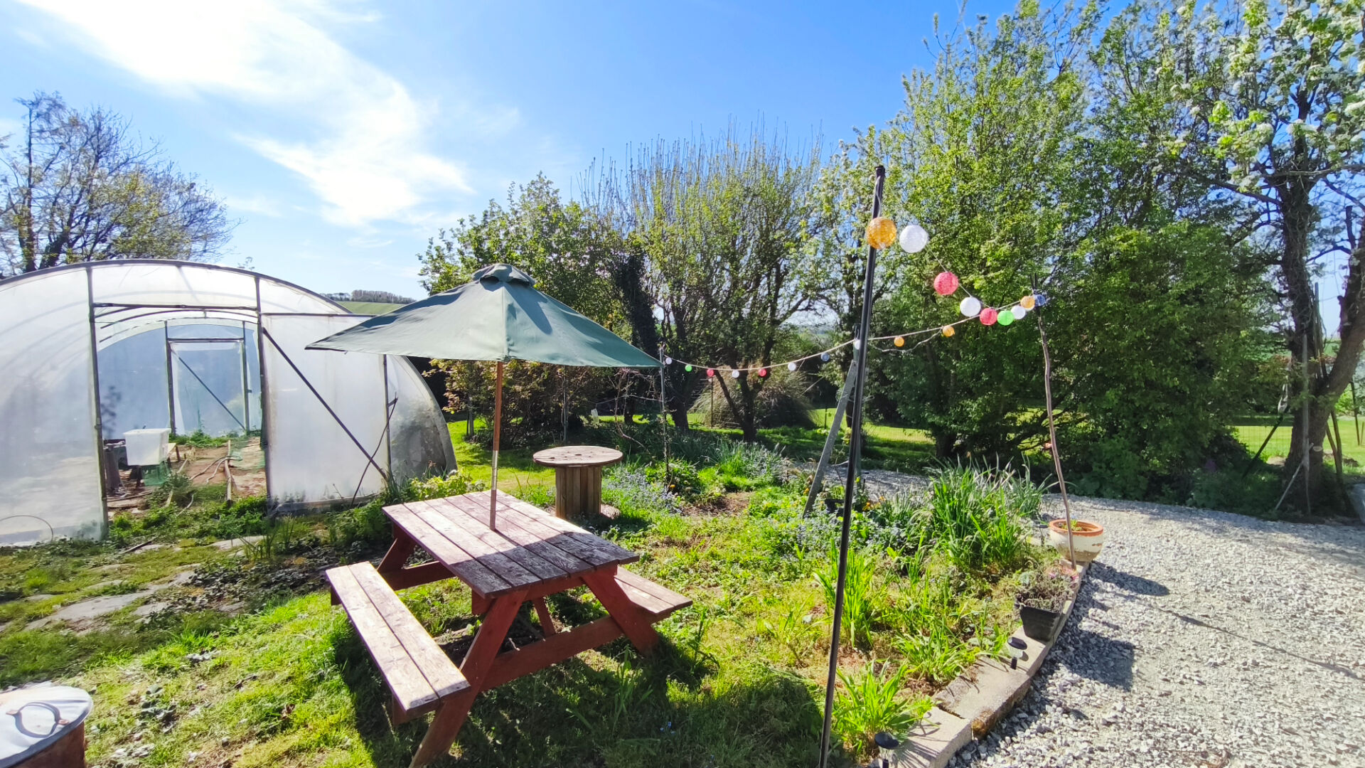 CÔTES-D'ARMOR, Trévé, Detached house, 3 bedrooms, Enclosed hangar, beautiful garden and view