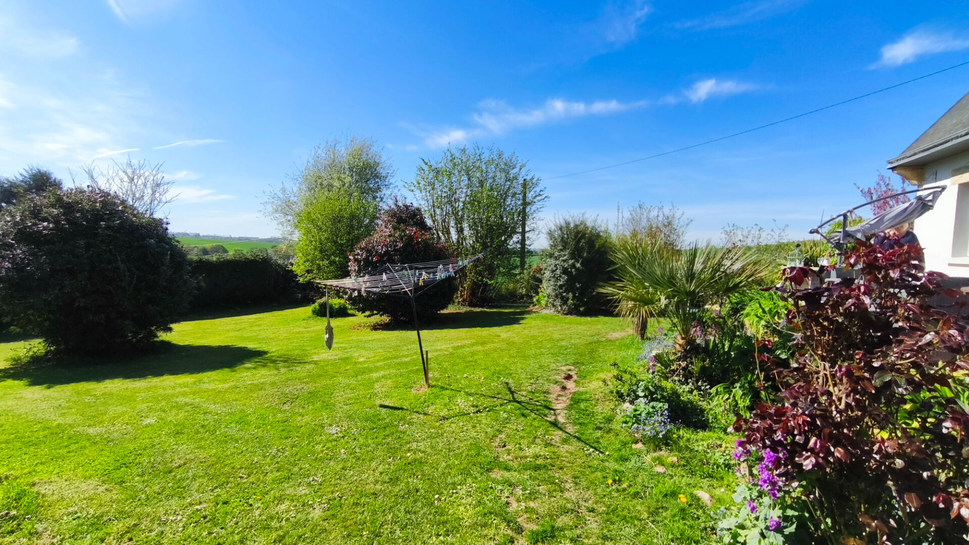 CÔTES-D'ARMOR, Trévé, Detached house, 3 bedrooms, Enclosed hangar, beautiful garden and view