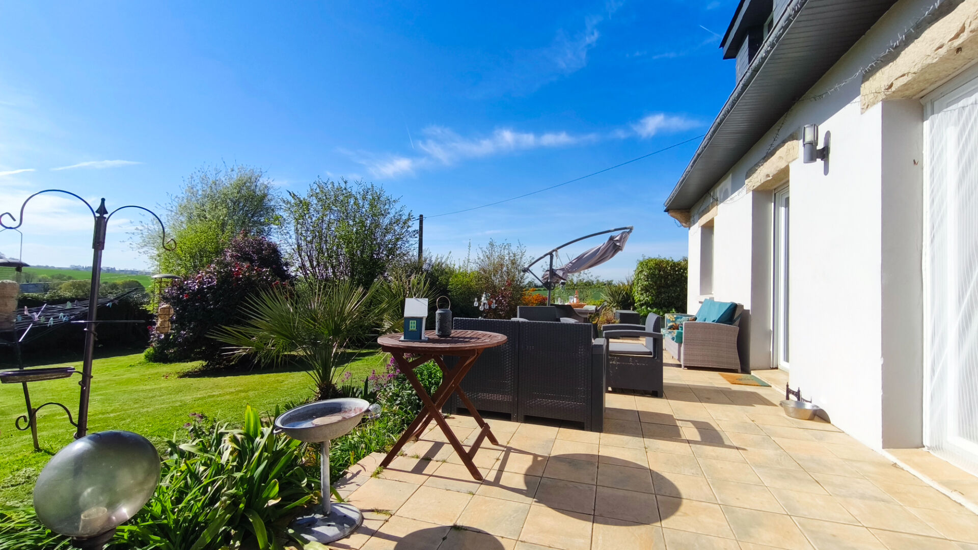 CÔTES-D'ARMOR, Trévé, Detached house, 3 bedrooms, Enclosed hangar, beautiful garden and view