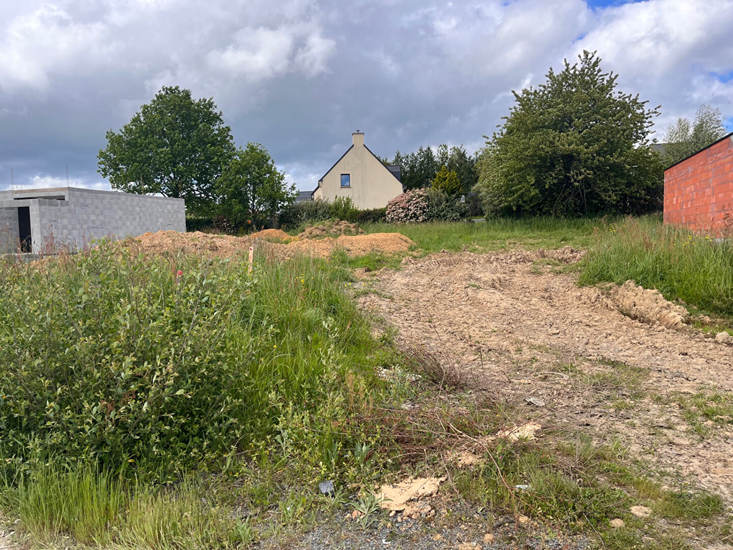 Photo Terrain constructible, viabilisé 335 m². image 5/6