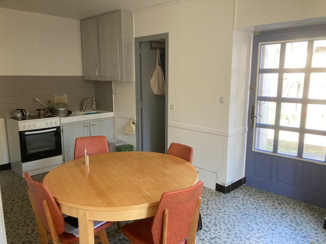 Photo Maison de bourg, 2 chambres, 1 bureau. image 3/6