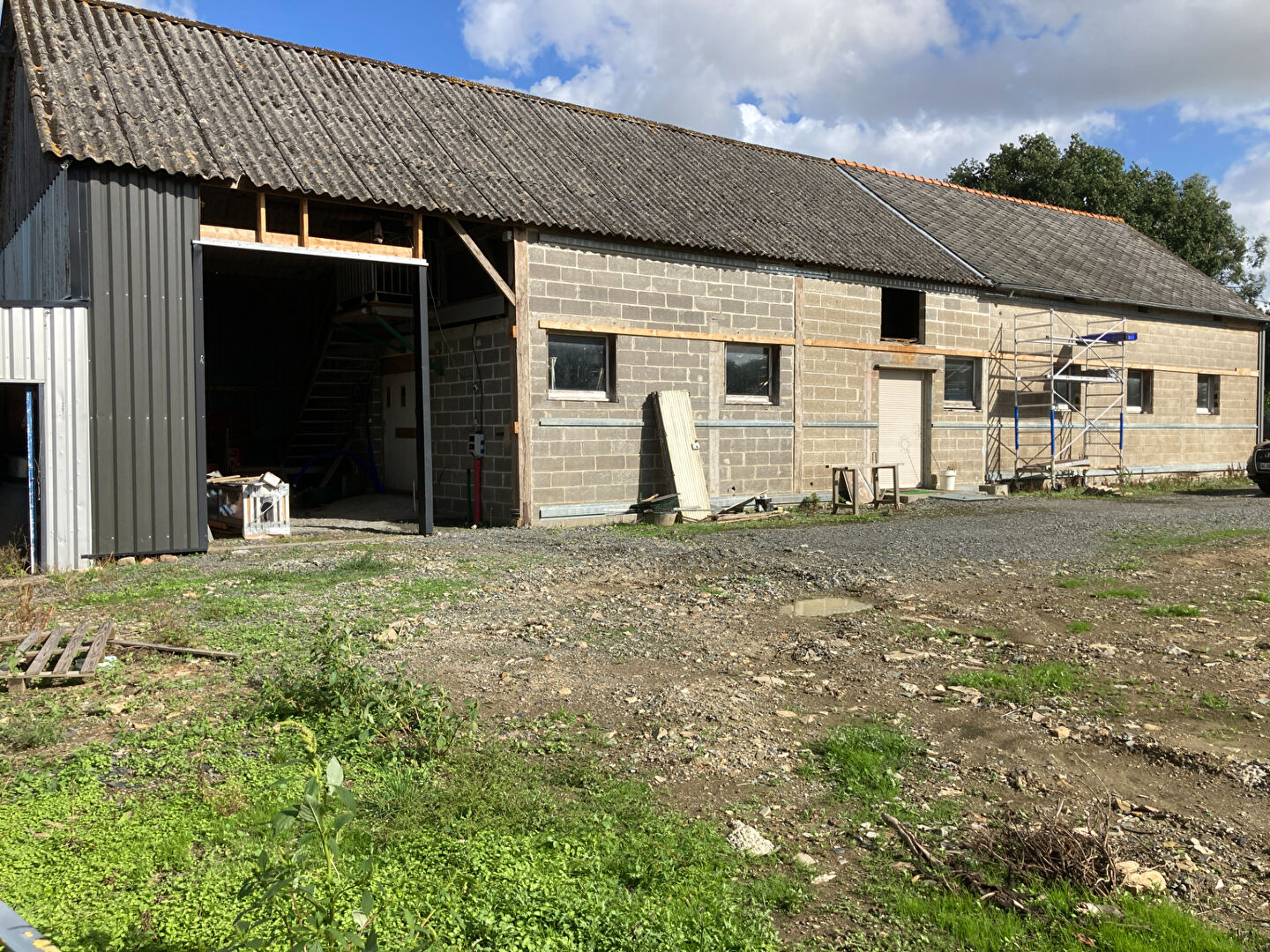 Photo Bâtiment à rénover image 1/3