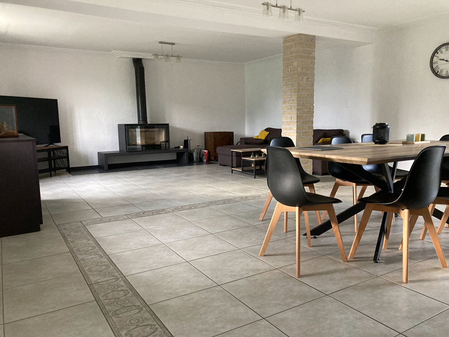 Photo Longère à vendre sur près  de 2 hectares de terrain dont bois. image 2/6