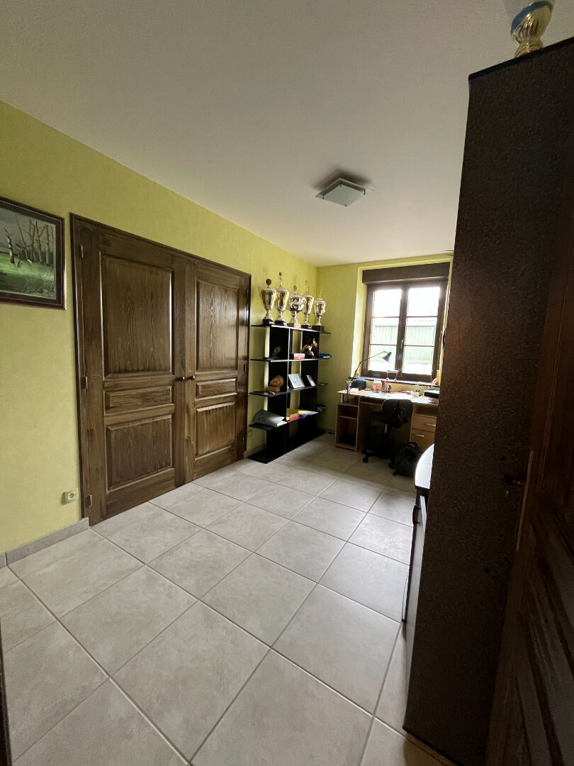 Photo Longère à vendre sur près  de 2 hectares de terrain dont bois. image 6/6