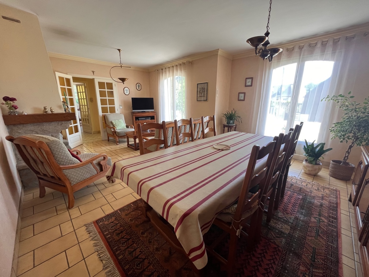 Photo Maison à vendre Martigné Ferchaud 6 pièce(s) 103.25 m2. image 3/6