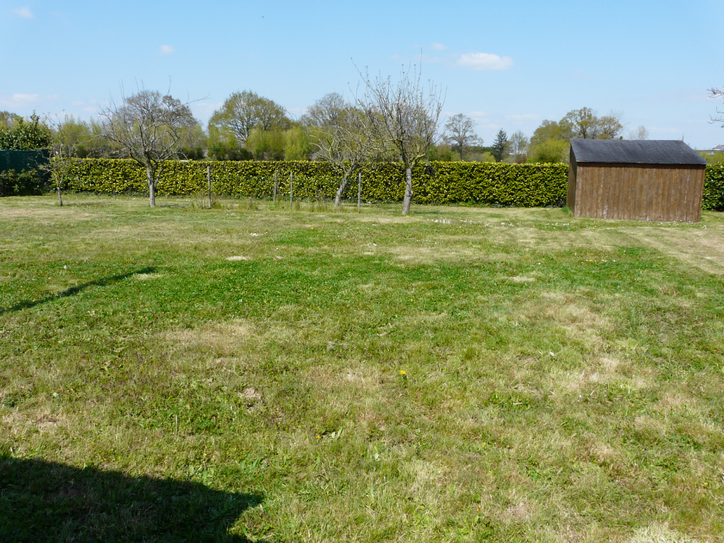 Photo Rannée, terrain constructible de 615 m² image 1/6