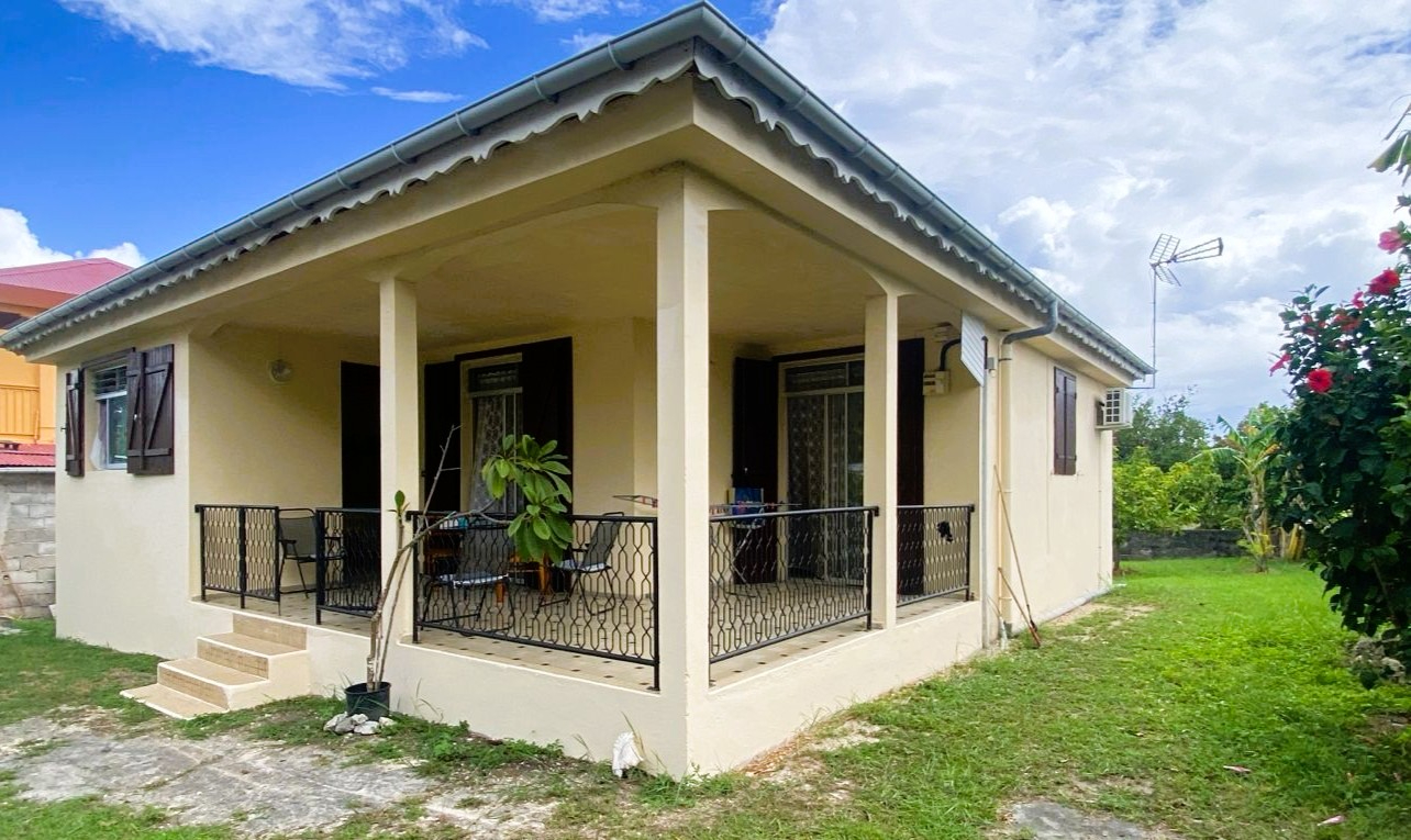 Maison de bourg à Grand-Bourg   Marie-Galante