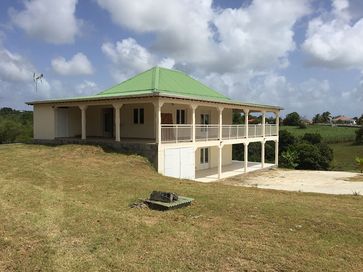 Haut de villa environnement campagne  - Secteur Moringlane