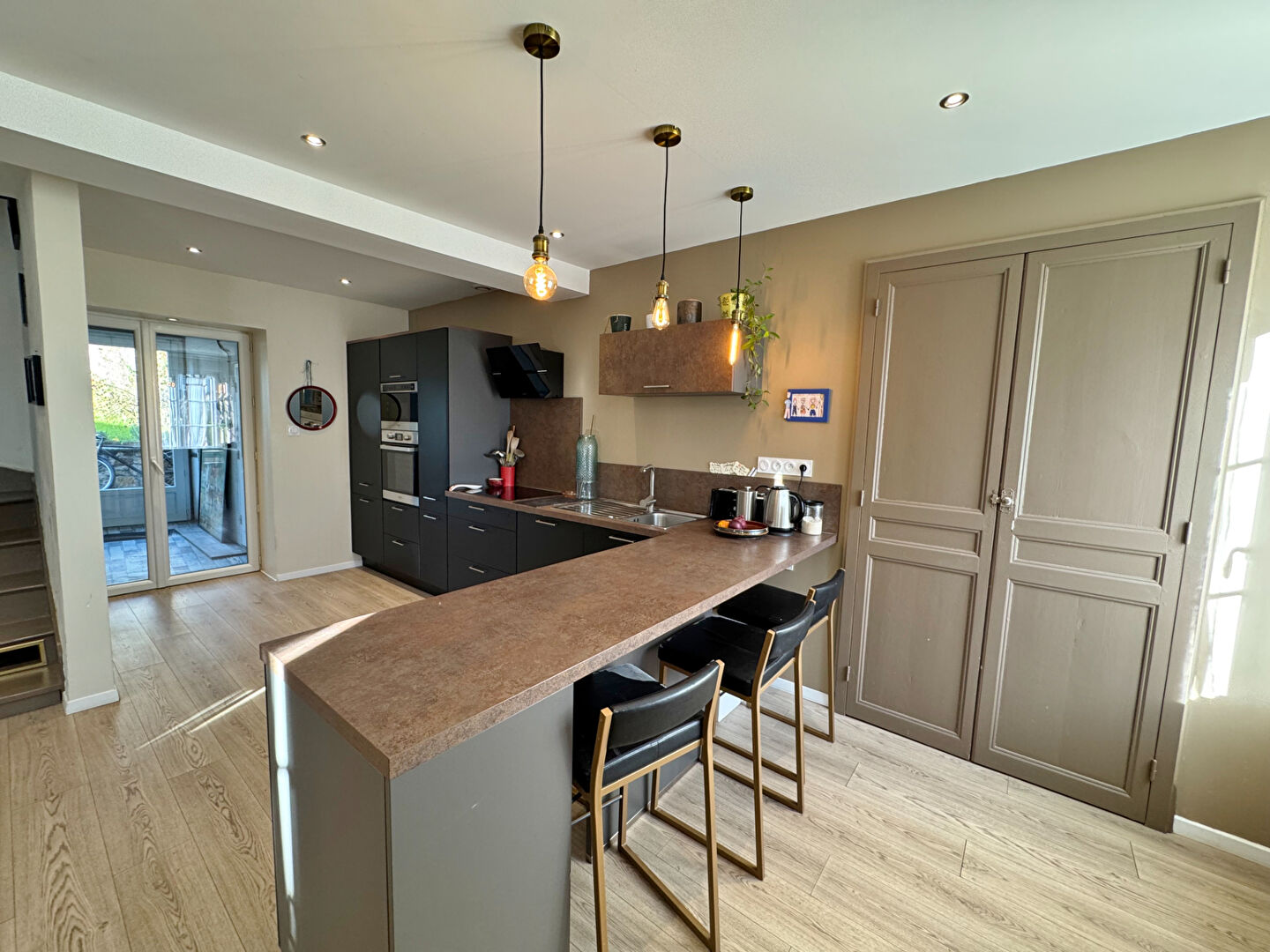 Photo Maison de ville, rénovée, Ag. du Donjon. image 6/6