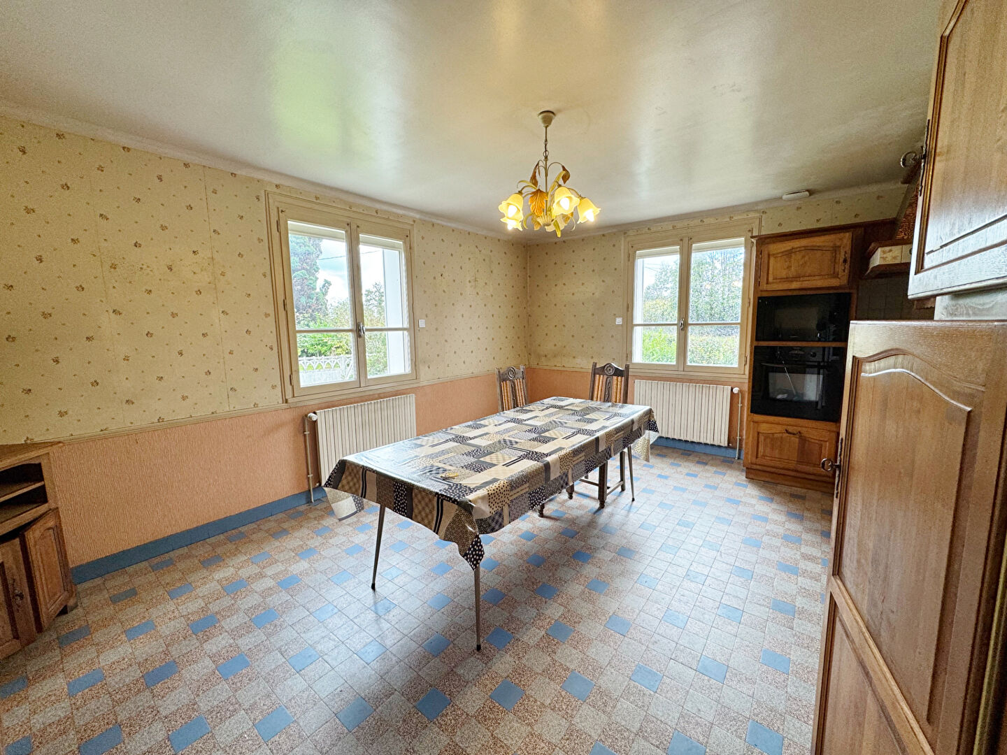 Photo Ensemble de deux maisons, dont une location, Ag. du Donjon. image 5/6