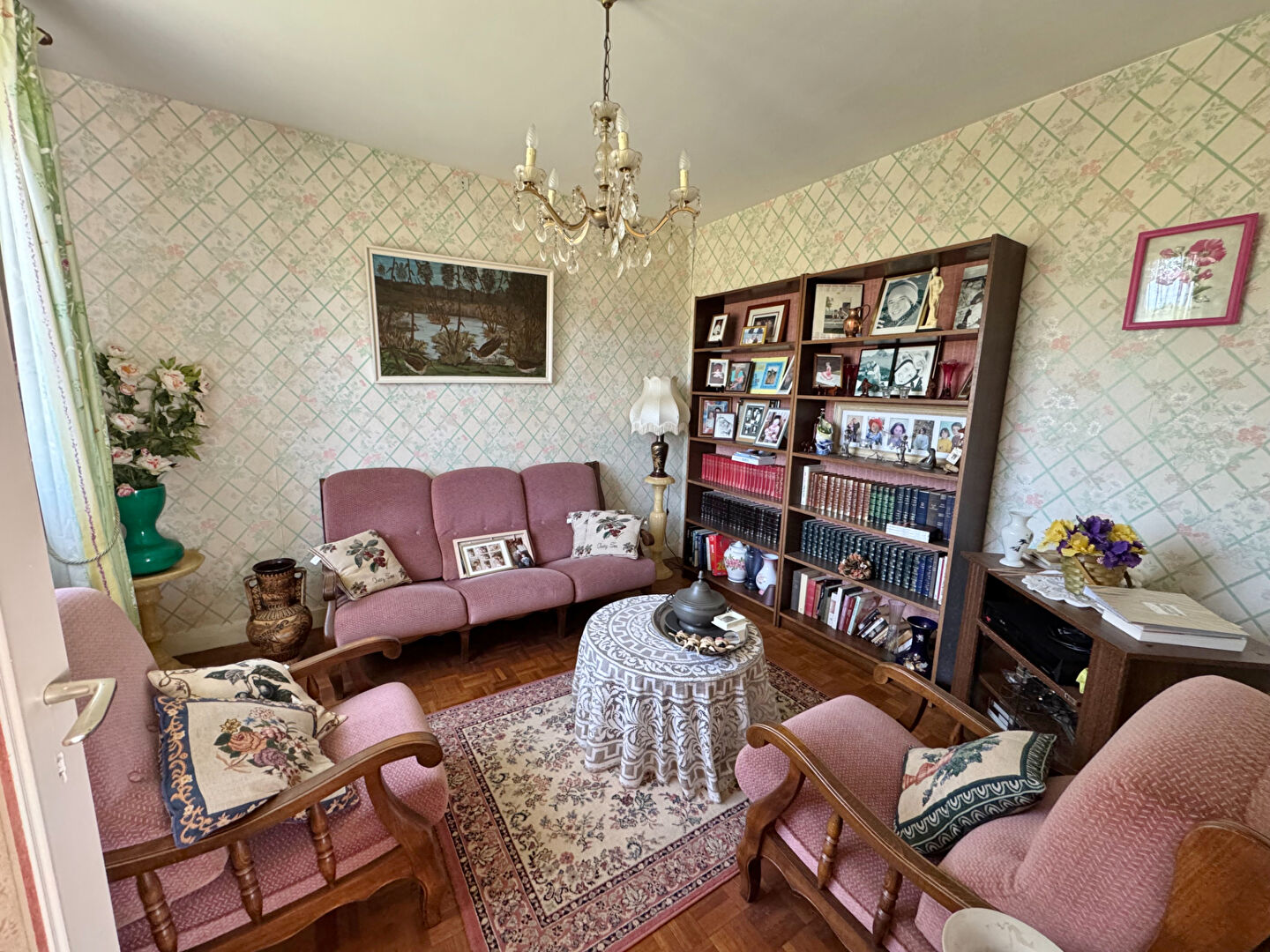 Photo Pavillon sur sous-sol, à moderniser, Ag. du Donjon. image 4/6