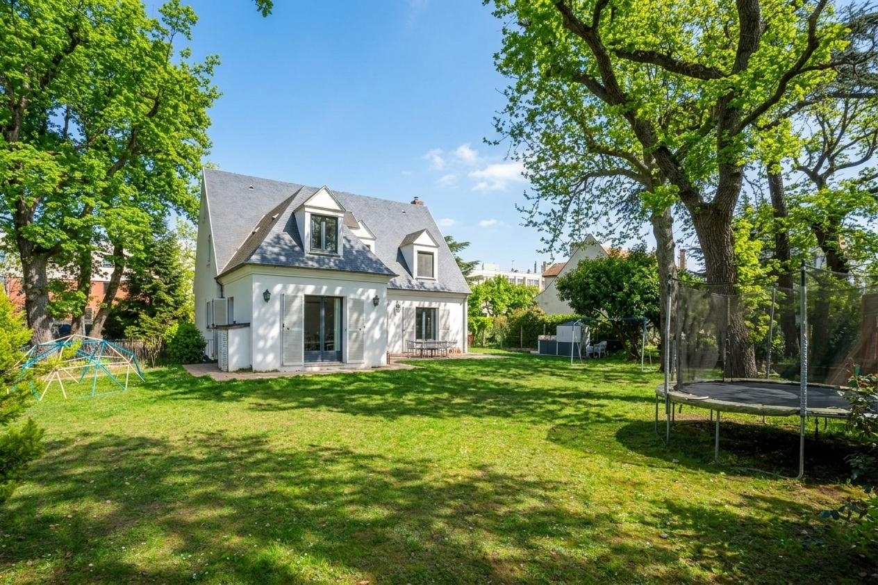 Agence immobilière de AGENCE LORIN - Transaction Le vesinet