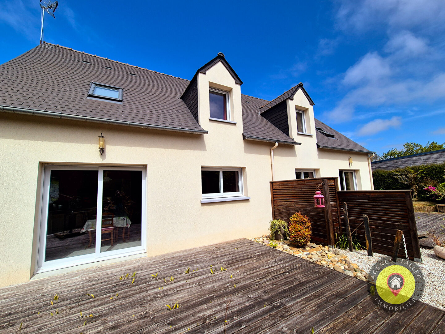 Photo 2 maisons à CREHEN image 6/6