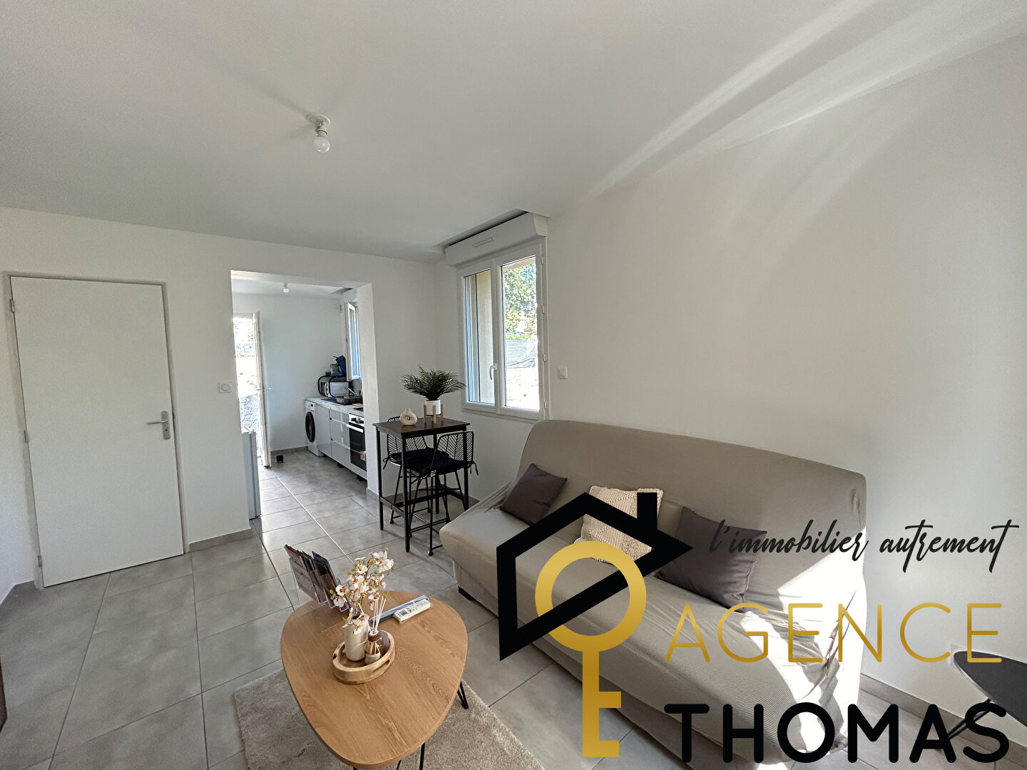 Studio hors centre-ville Aubenas en RDC