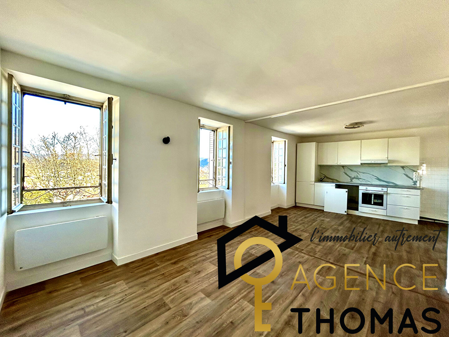 Appartement Aubenas 4 pièce(s) 93.28 m2