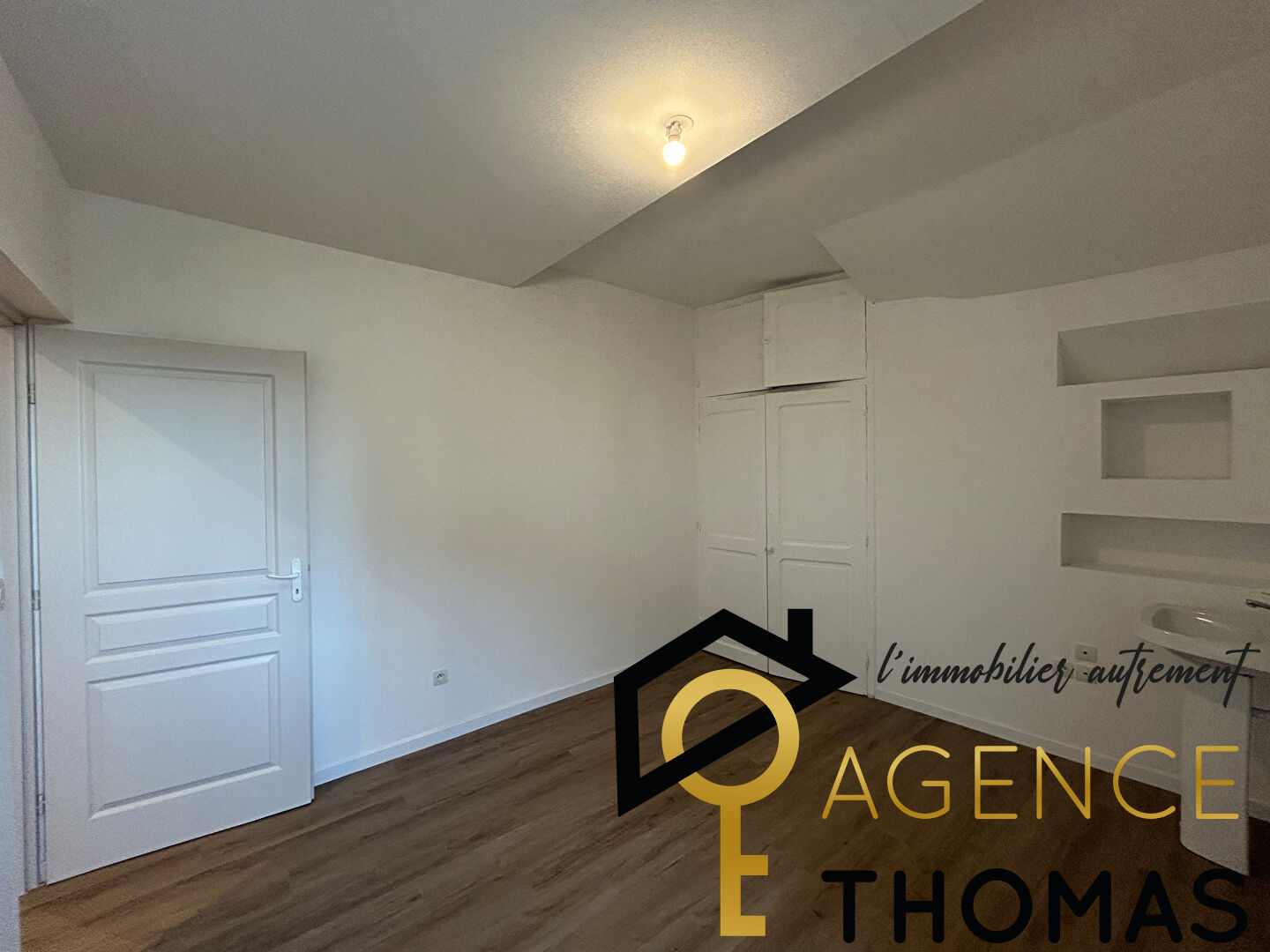 Photo Appartement RDC Aubenas 4 pièce(s) 64.64 m2 image 5/6