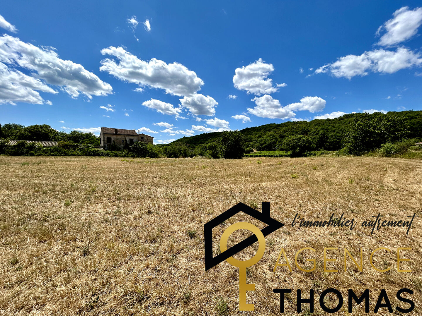 Terrain constructible Lanas 1000 m2