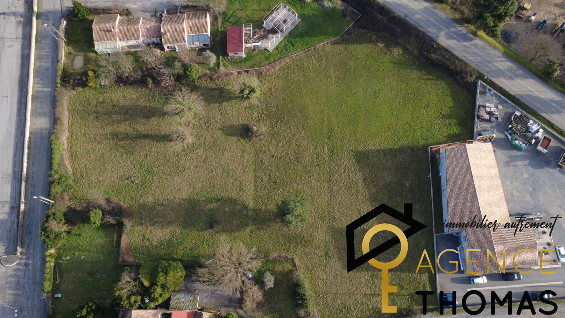 Terrain constructible, 8 200 m², Quartier Roqua, Aubenas