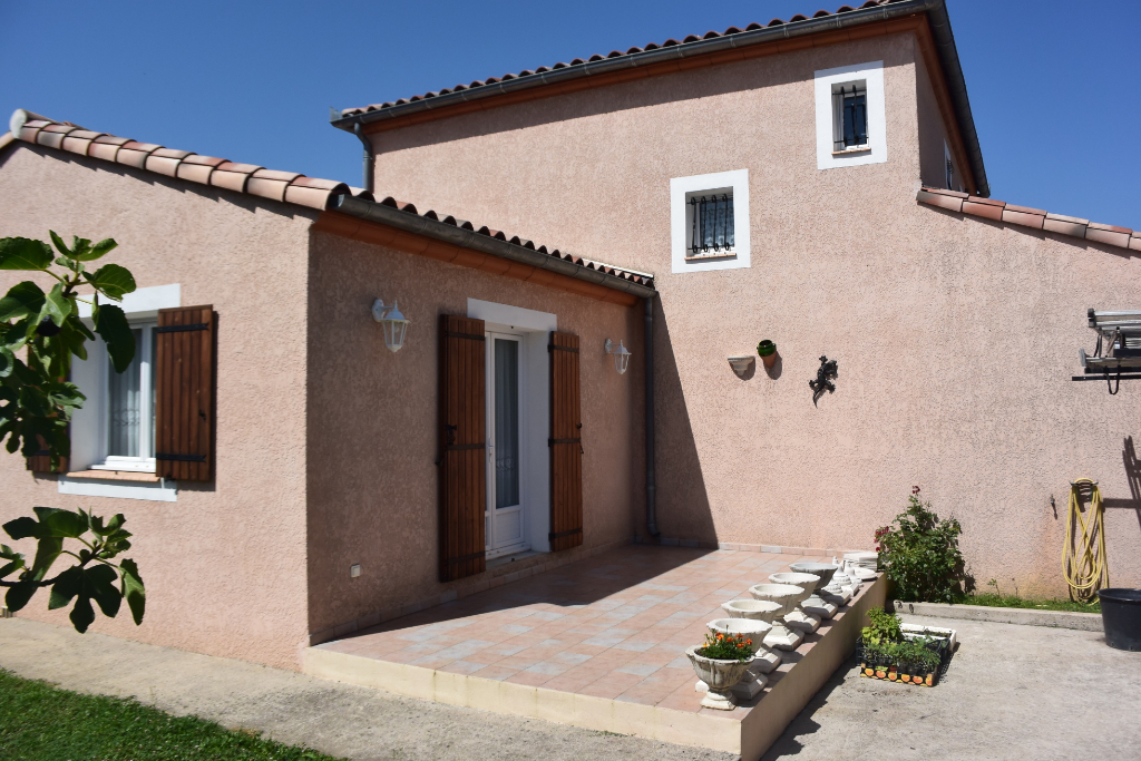 Sud Alès, Villa de 170 m² hab, 5 chambres sur 1000 m² de terrain. SaintHilairedeBrethmas 30560