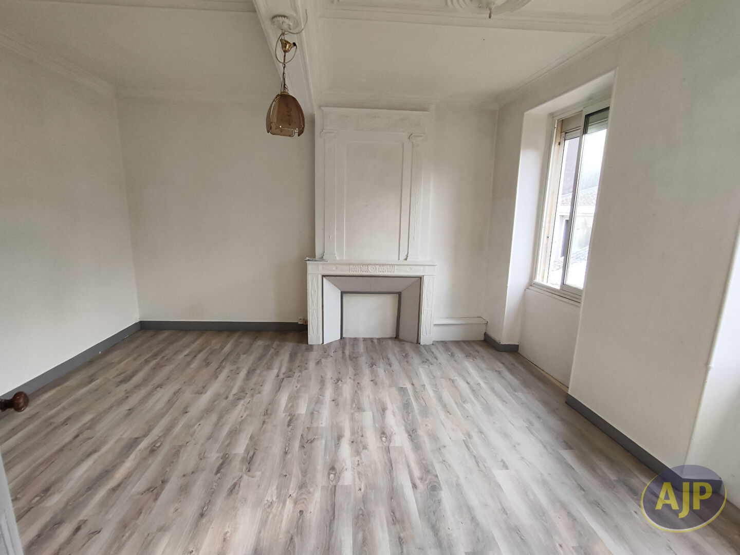 Appartement Pauillac 1 pièce(s) 27.79 m2 - photo 2