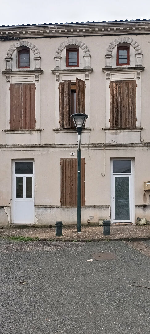 Maison de ville -Pauillac centre - photo 1