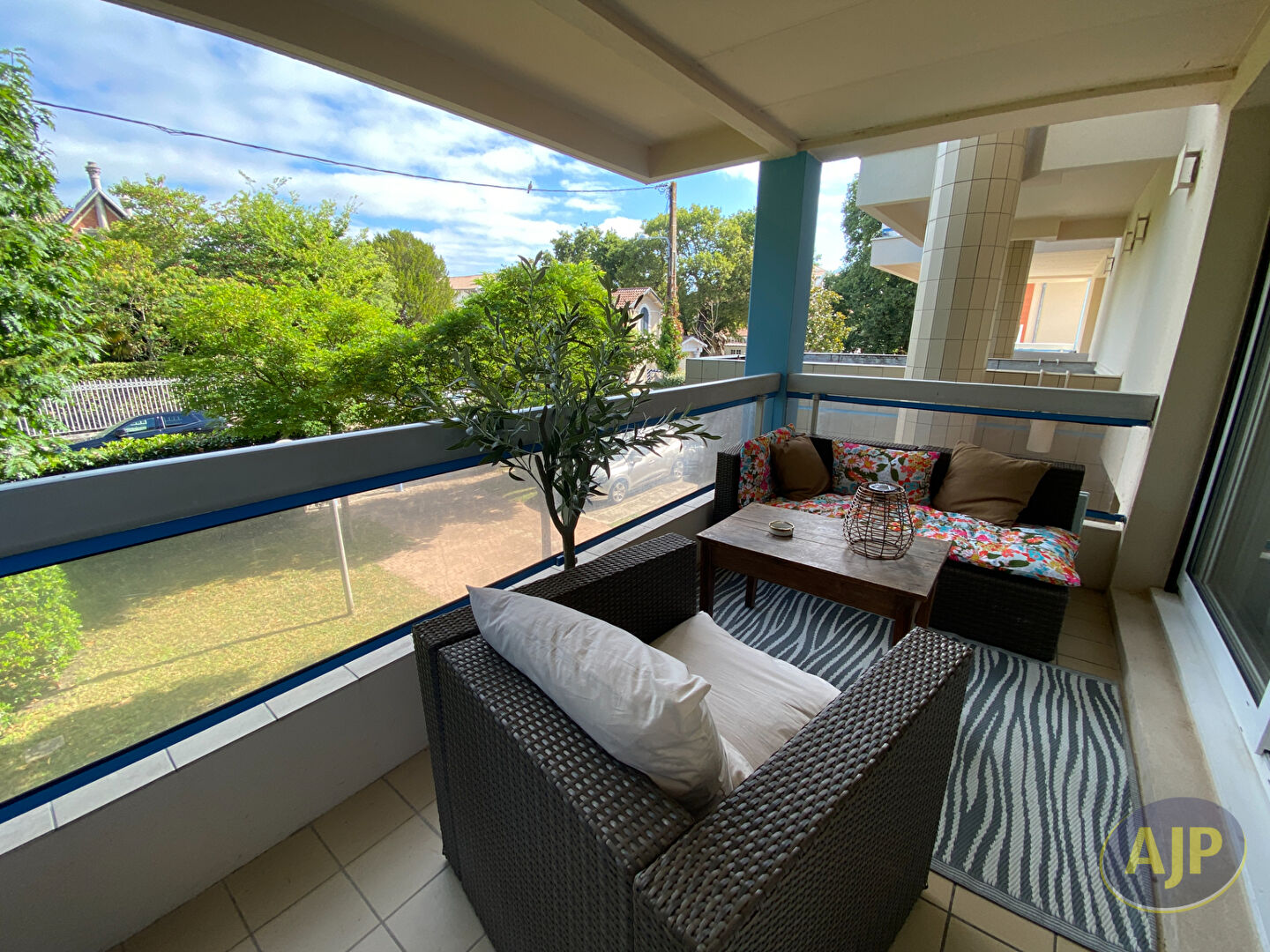 ARCACHON - T2 MEUBLE - 31.80m² - photo 2