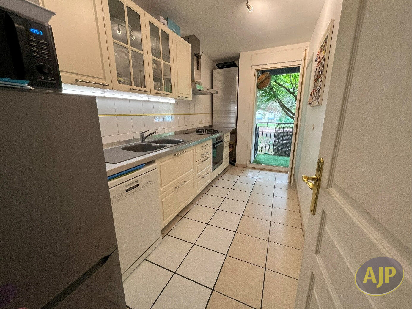 Appartement Bordeaux 3 pièce(s) 69.79 m2 - photo 3